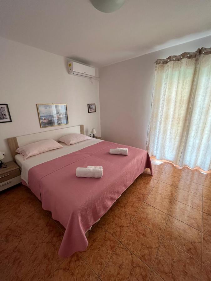 Apartments And Rooms Markovski Palit 外观 照片